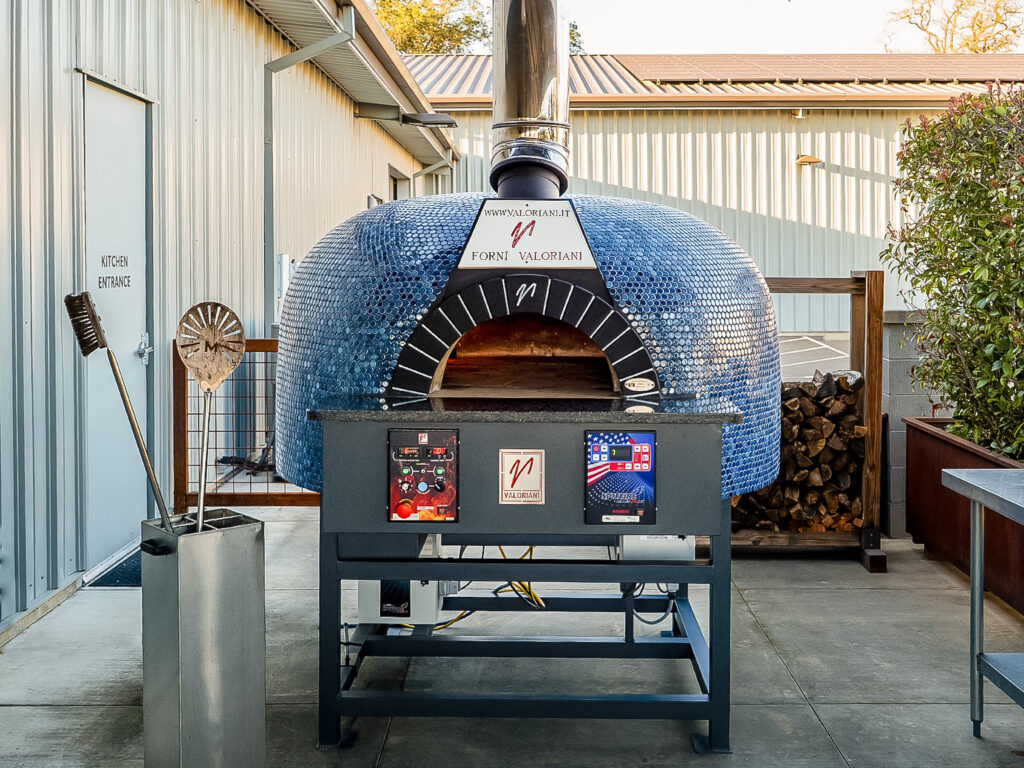 Mugnaini Model 120 commercial rotating pizza oven